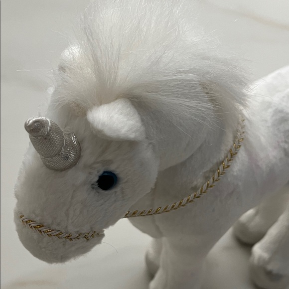 Breyer White Plush Unicorn with Silver color  Horn. - Picture 6 of 10